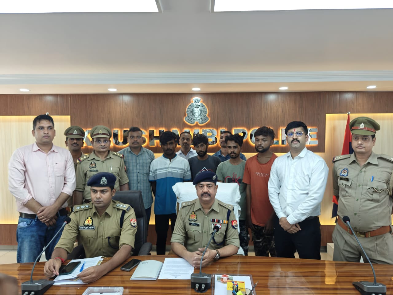 कौशांबी पुलिस ने चार सीबीसीआईडी अधिकारियों को गिरफ्तार कर भेजा जेल